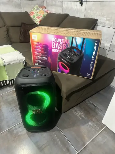 JBL partybox 320 com 2 baterias- como nova na caixa