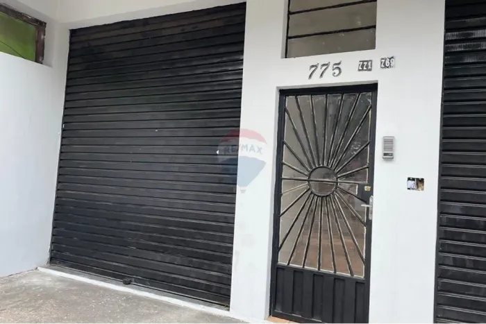 Sala Comercial para Locação no Jacaré, Cabreúva - 28m² em Localização Estratégica!