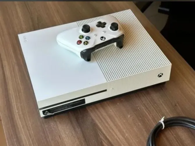 Xbox one s branco