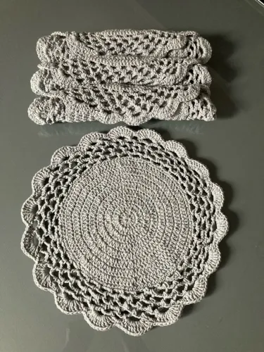 Supla De Crochê Redondo Kit 4 Peças Cor Cinza ( Sousplast Mesa Posta)
