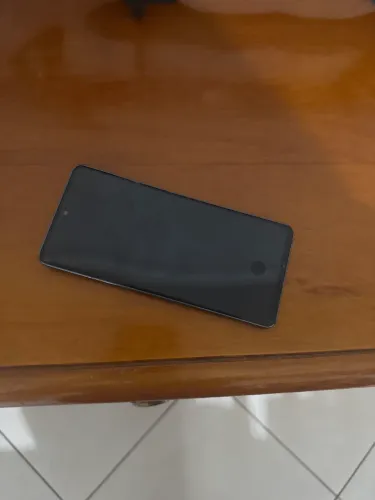 Celular a73 5g 128GB 8G de ram
