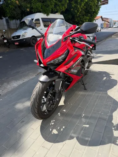 Honda CBR 650 R 2024