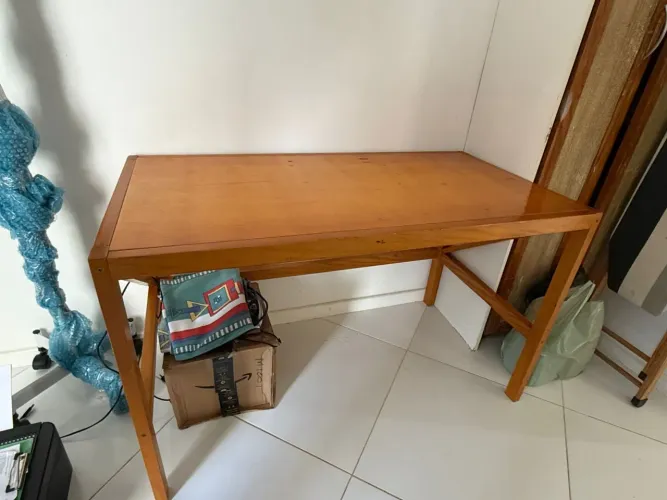 Mesa madeira maciça 