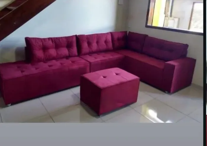 Sofá de canto de luxo com puff novo lacrado 