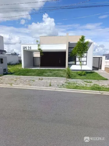 Casa com 3 dormitórios à venda, 151 m² por R$ 990.000 - Itararé - Campina Grande/PB