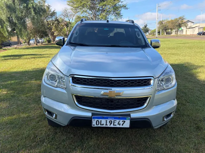 Chevrolet S10 Pick-up LTZ 2.8 TDI 4X2 CD Dies. MEC 2013