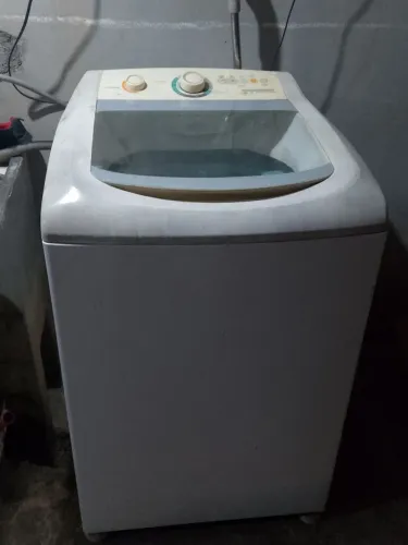 Máquina de lavar roupa com Defeito
