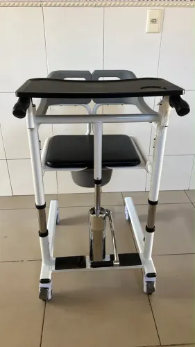 Cadeira de Transferência Acamados Higiênica 135kg