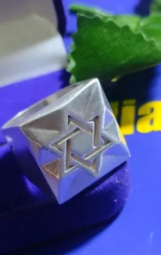 Anel Grande Estrela de Davi Peso 15.60 Gramas 20 mm                                       