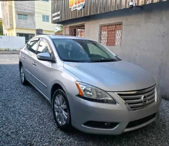Nissan Sentra SL 2.0/ 2.0 Flex Fuel 16V Aut. 2014
