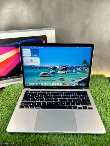 macbook pro m1 - 8gb ram - 256gb ssd - silver