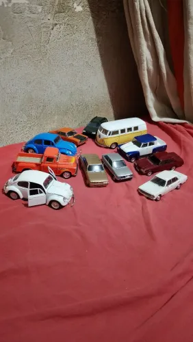 Lote Carrinhos Venda ou Troca ( escala 1/32 - 1/43 )