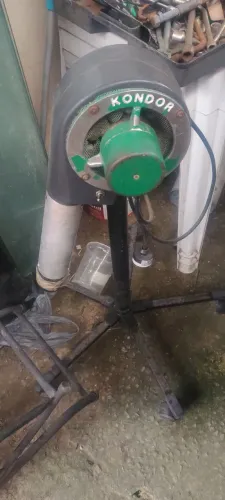 Secador de pé para banho e tosa