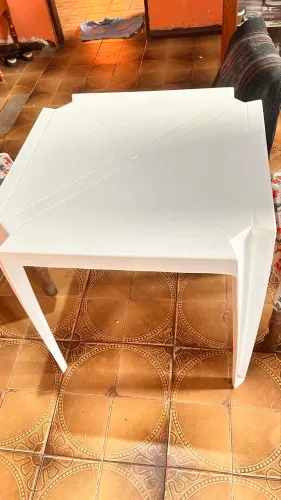 Mesa de plástico