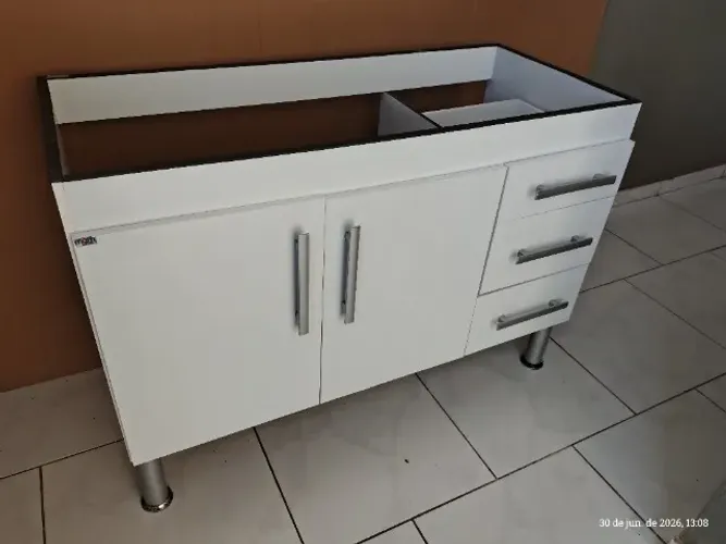 Armário de cozinha branco para pia 2 portas 3 gavetas