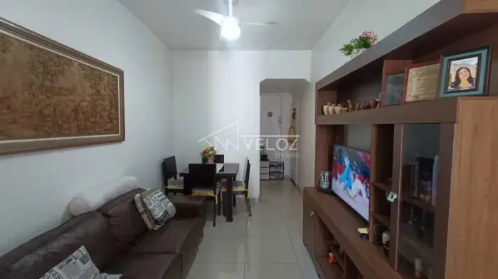 Apartamento - / Residencial / Centro