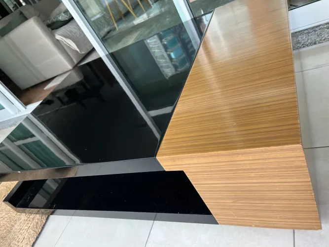 Mesa em laca de centro