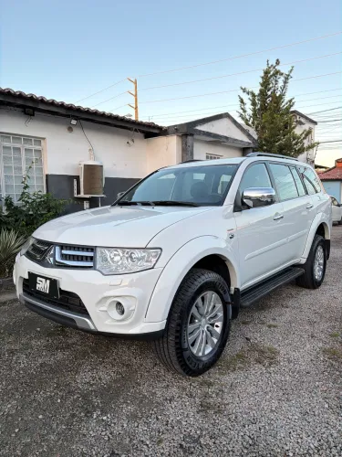 Mitsubishi Pajero HPE 3.5 4X4 Flex 5P Aut. 2016