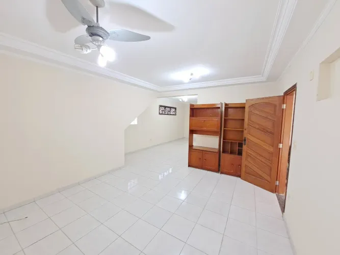 Vender alugar sobreposta baixa 3 quartos 2 vagas Aparecida Santos SP