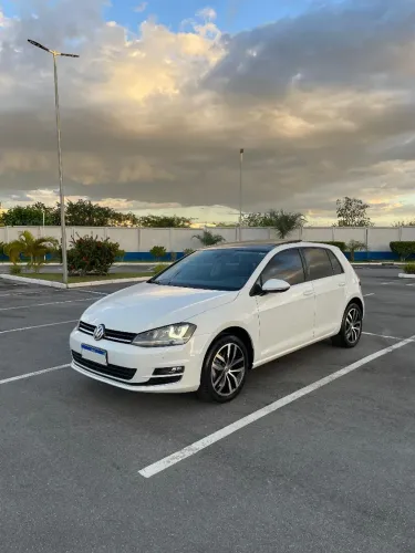 Volkswagen Golf Highline 1.4 TSI Total Flex Aut. 2017
