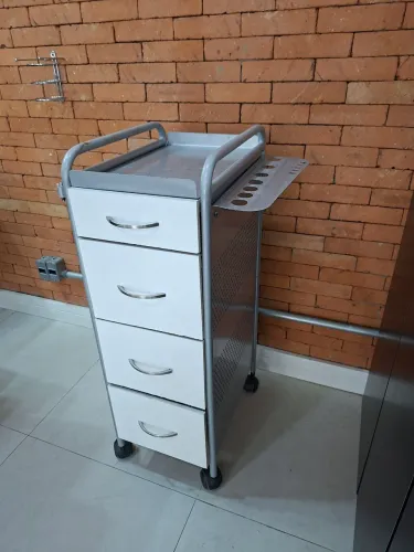Carrinho auxiliar