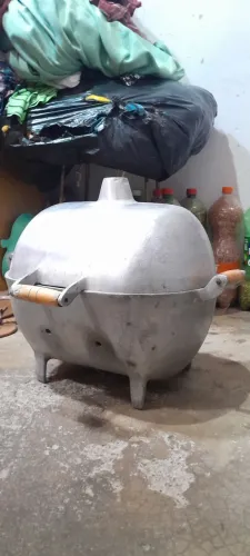 Vende-se churrasqueira