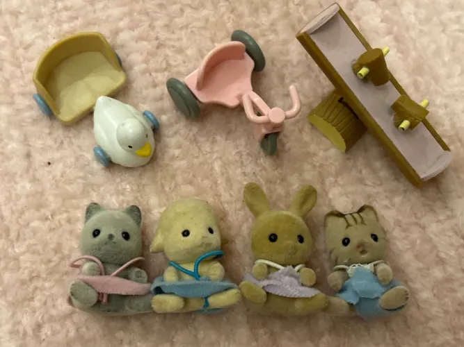 lote filhotinhos sylvanian families