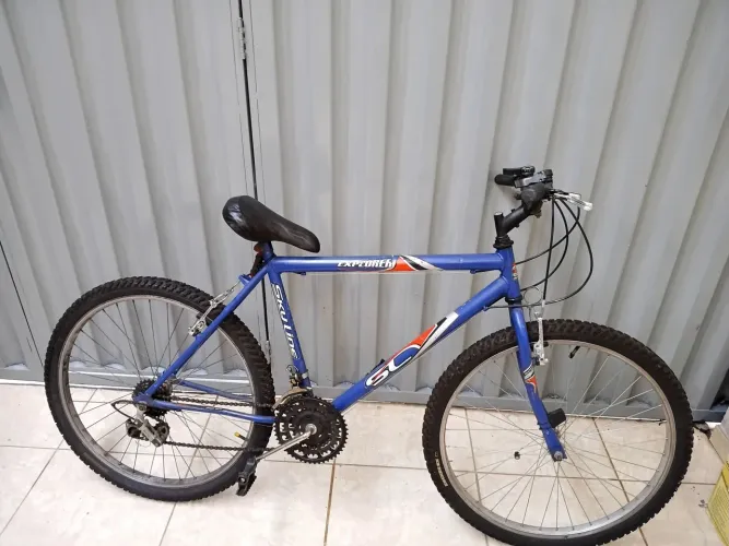 Bicicleta aro 26 18 marchas