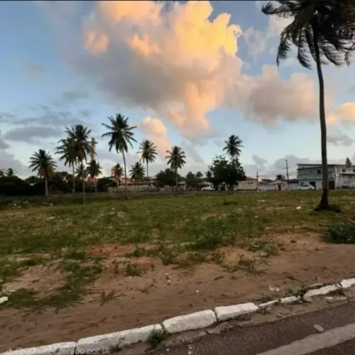 Terreno com 11000m² na Avenida Dr João Medeiros Filho