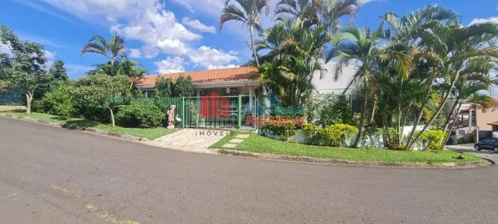 Casa de Condomínio em Valinhos (Vila Capuava) | 3 dorms, 1 suíte, 2 vagas | R$ 1.410.000