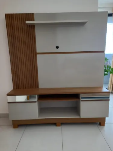 Estante com painel para Tv