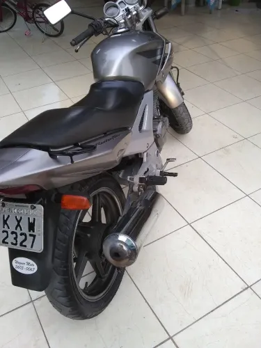 CBX 250 Twister único dono , toda original.