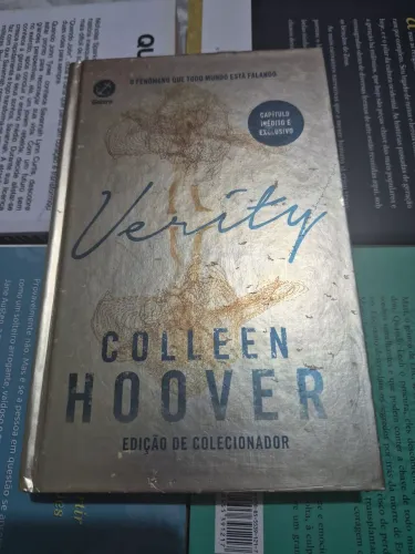 Livro : Verity edição de colecionador.