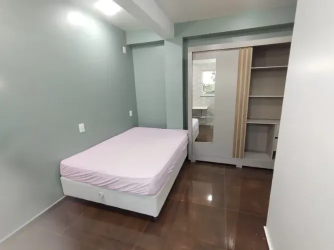 KITNETE 25 M² - com suíte -  MORAR SOMENTE UMA PESSOA.