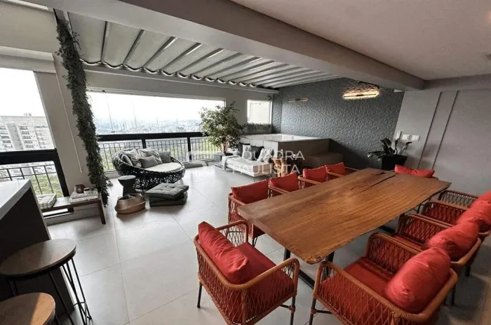 Apartamento com 156 m², 1 suíte à venda no bairro Morumbi.