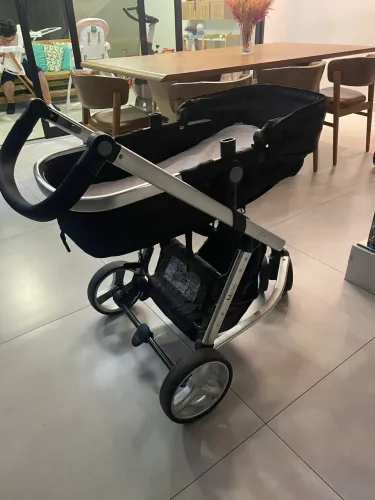 Carrinho bebê (Moisés)