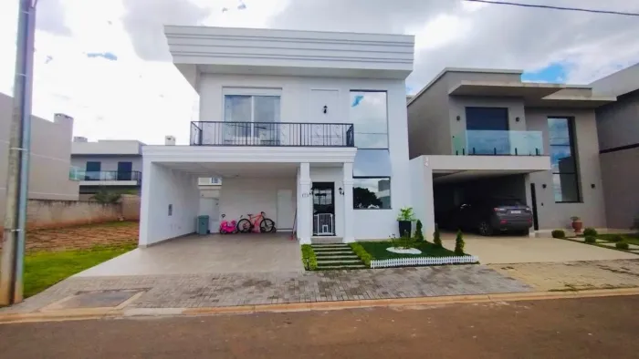 CASA EM CONDOMINIO PARA VENDA