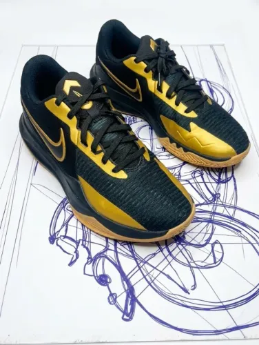 Tênis Nike Precision 6 Original - Preto/Dourado - Tam 41