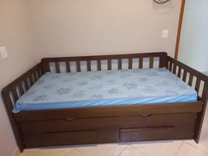 Bicama com colchões novos