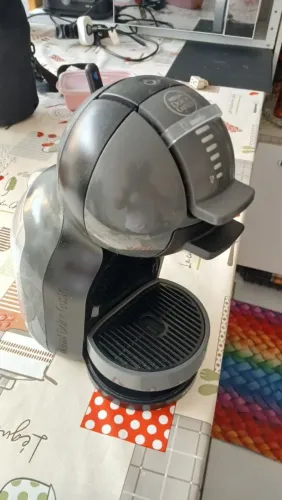 Cafeteira Dolce Gusto 127v