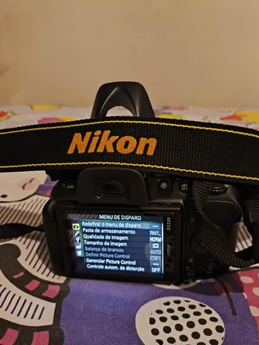 Nikon D5200 + Lente 18-55mm Vr Dslr Cor Preto 