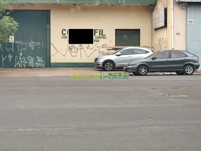 Barracão comercial para locação na Zona 03 - Av. Maua - Fundos com Av. Adv. Horacio Racane