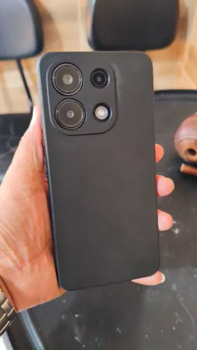 Celular Xiaomi Note 13 256Gb. Leia o anúncio.