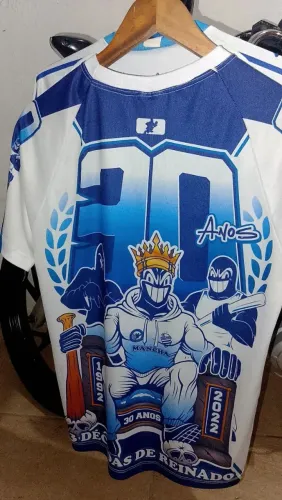 Pra vender camisas da mancha