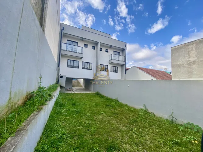 SOBRADO com 3 dormitórios à venda por R$ 750.000,00 no bairro Boa Vista - CURITIBA / PR