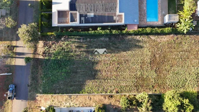 Lote no condomínio serra dos bandeirantes