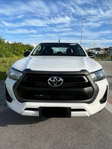 Toyota Hilux CD 4X4 2.8 Diesel Mec. 2025