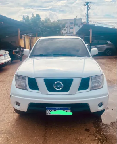 Nissan Frontier XE CD 4X4 2.5 TB Diesel 2013