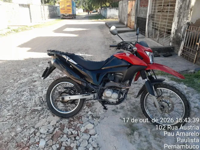 Vende-se uma bros 2015 linda