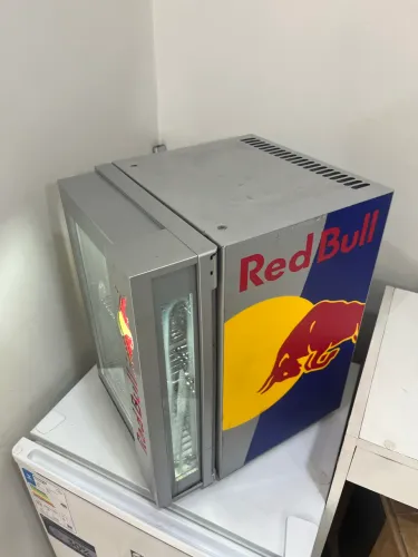 FRIGOBAR REDBULL ORIGINAL MODELO 2020